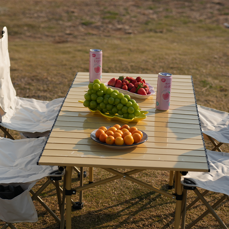 folding_utility_table__Cream